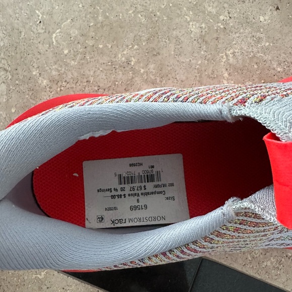 Nike Women's Red and Gray Sneakers - Picture 4 of 4